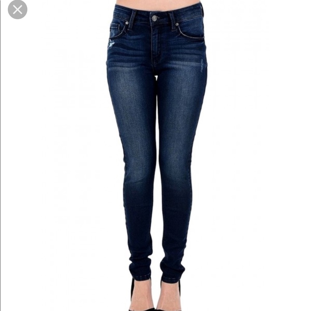 NV Mid Rise Skinny Jeans